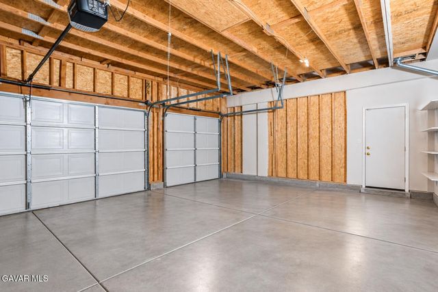 4038 Sungate Drive, Palmdale, CA 93551