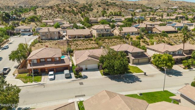 4038 Sungate Drive, Palmdale, CA 93551