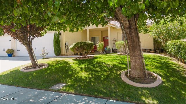 4038 Sungate Drive, Palmdale, CA 93551
