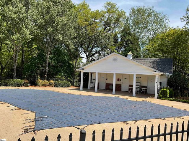 833 Woodsford Drive, Greenville, SC 29615