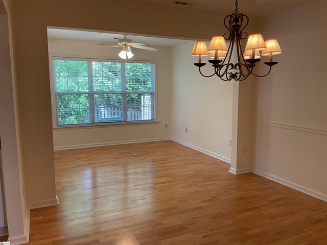 833 Woodsford Drive, Greenville, SC 29615