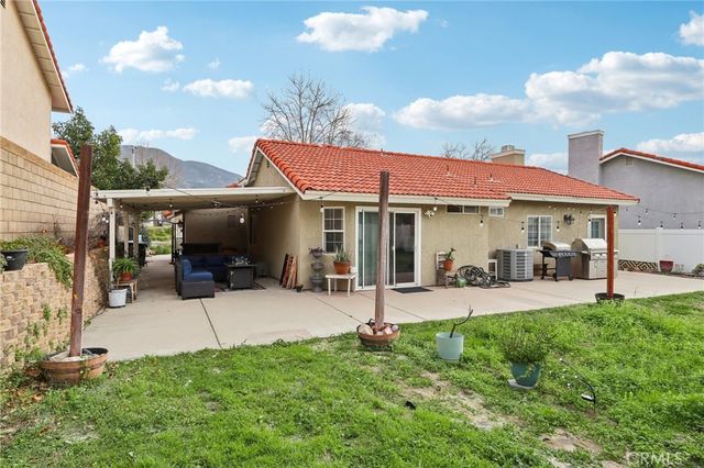 6336 N Redwood, San Bernardino, CA 92407