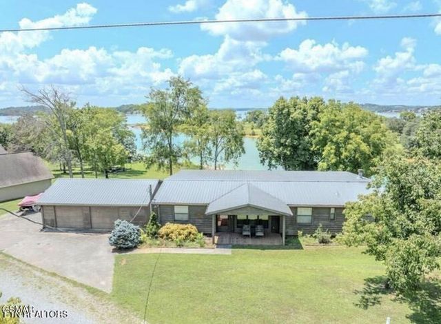 1369 Paradise Lane, Dandridge, TN 37725
