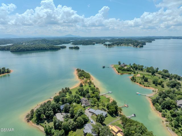 1369 Paradise Lane, Dandridge, TN 37725