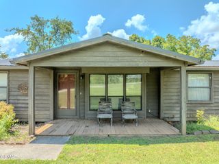 1369 Paradise Lane, Dandridge, TN 37725