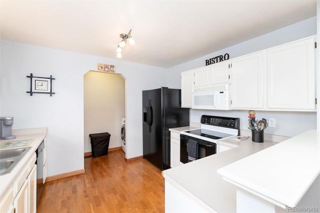 6893 S Dover Way, Littleton, CO 80128