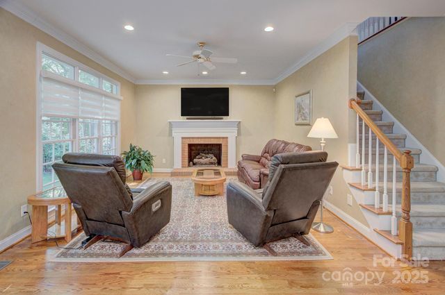 12825 Darby Chase Drive, Charlotte, NC 28277