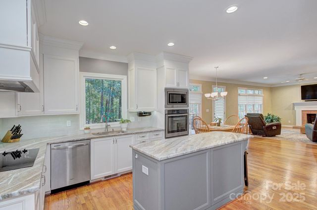 12825 Darby Chase Drive, Charlotte, NC 28277