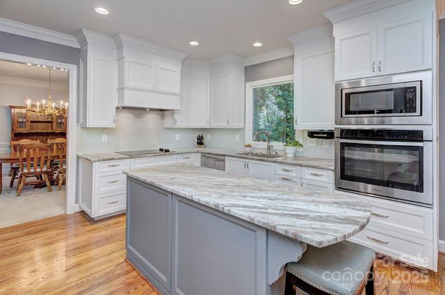 12825 Darby Chase Drive, Charlotte, NC 28277