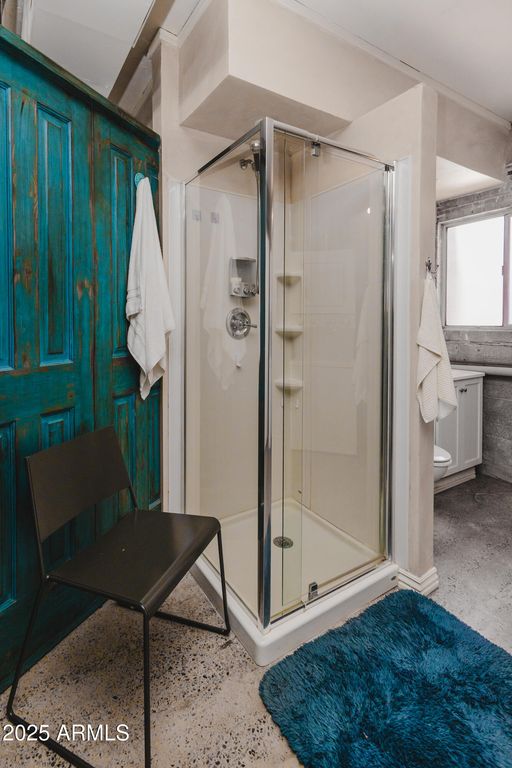 Image 25 of property listing at 353 E THOMAS Road C307, Phoenix, AZ 85012