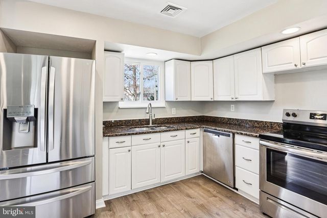 15 BRIMFIELD RD, Audubon, PA 19403