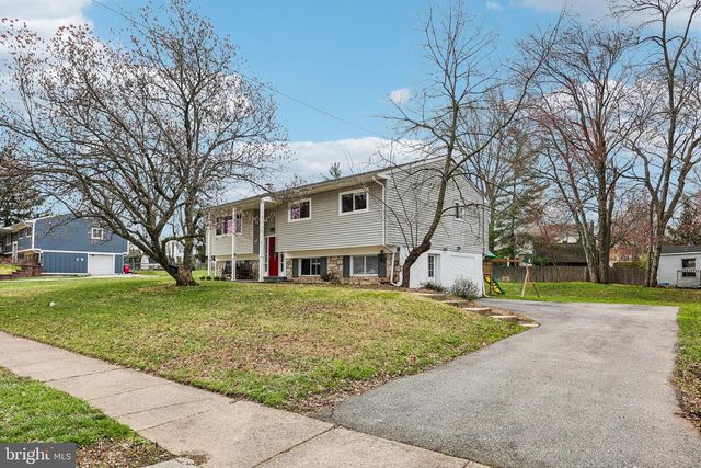 15 BRIMFIELD RD, Audubon, PA 19403