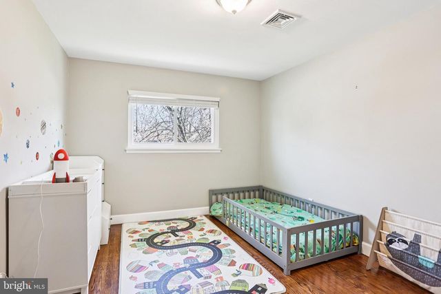 15 BRIMFIELD RD, Audubon, PA 19403