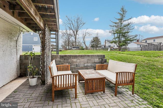 15 BRIMFIELD RD, Audubon, PA 19403