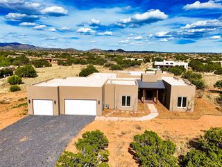39 Monterey Road, Santa Fe, NM 87508