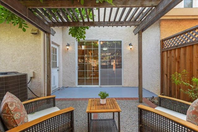 499 Boynton Avenue 2, San Jose, CA 95117