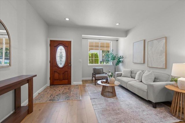499 Boynton Avenue 2, San Jose, CA 95117