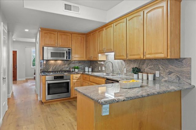 499 Boynton Avenue 2, San Jose, CA 95117