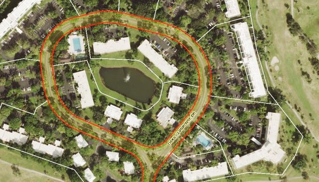 3800 Oaks Clubhouse Drive 201, Pompano Beach, FL 33069