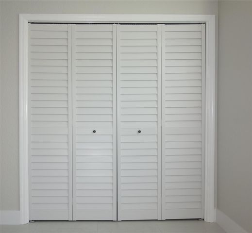 3800 Oaks Clubhouse Drive 201, Pompano Beach, FL 33069