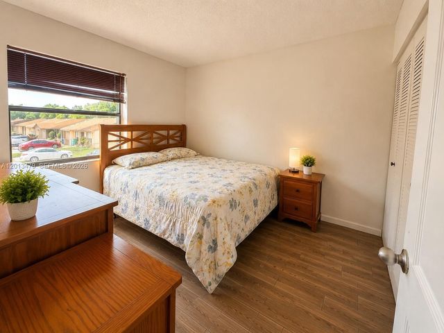 3199 Foxcroft Rd 215, Miramar, FL 33025