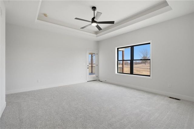 9915 Stockdale Road, Liberty, MO 64068