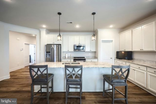 185 LIVELY STREAM WAY, Gettysburg, PA 17325