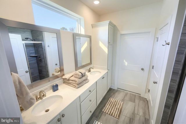 185 LIVELY STREAM WAY, Gettysburg, PA 17325