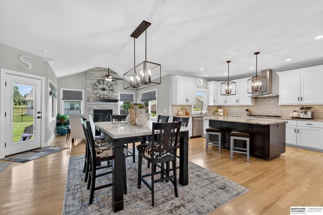 11461 Mercury Street, Papillion, NE 68046