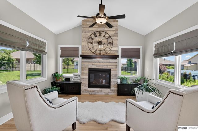 11461 Mercury Street, Papillion, NE 68046