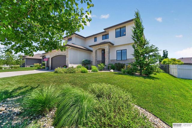 11461 Mercury Street, Papillion, NE 68046