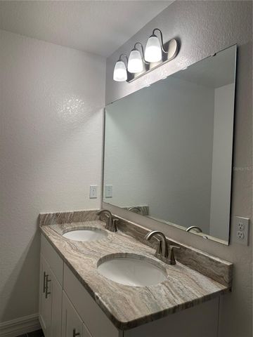 246 BURNEY RD, Osprey, FL 34229
