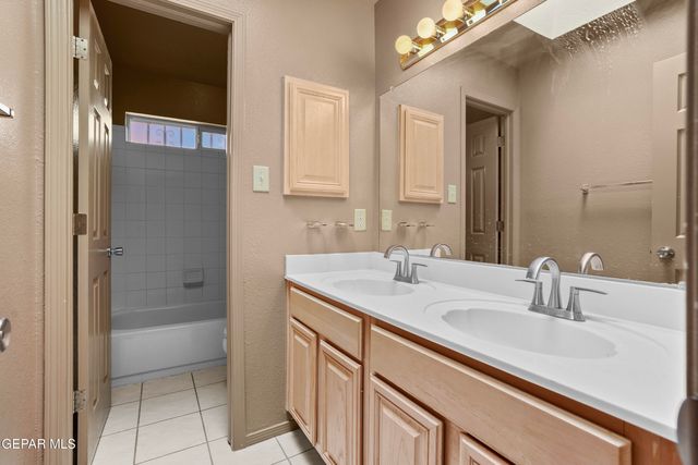 4333 LOMA TAURINA Drive, El Paso, TX 79934