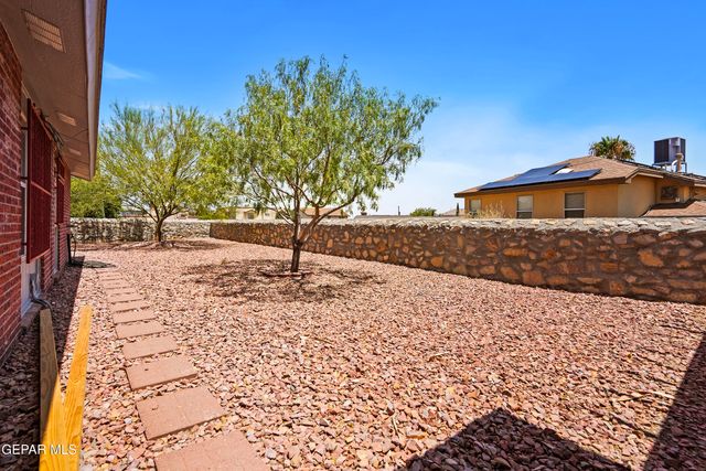 4333 LOMA TAURINA Drive, El Paso, TX 79934