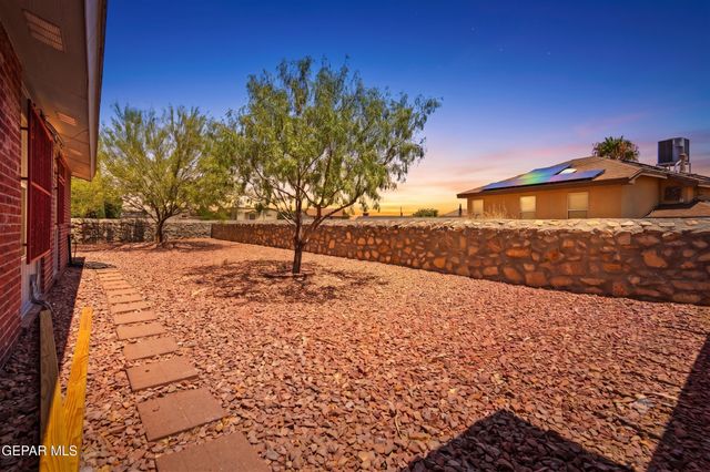 4333 LOMA TAURINA Drive, El Paso, TX 79934