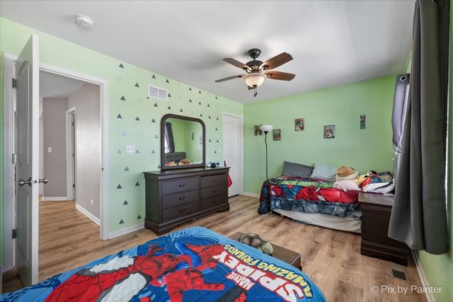 250 Water Lily Lane, Elgin, IL 60124