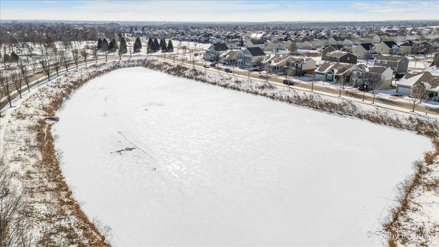 250 Water Lily Lane, Elgin, IL 60124