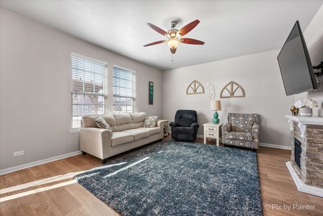 250 Water Lily Lane, Elgin, IL 60124