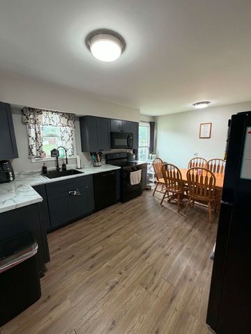 302 N Kingsley Street, Corunna, MI 48817