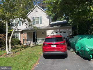5817 CRICKET LN, Bensalem, PA 19020