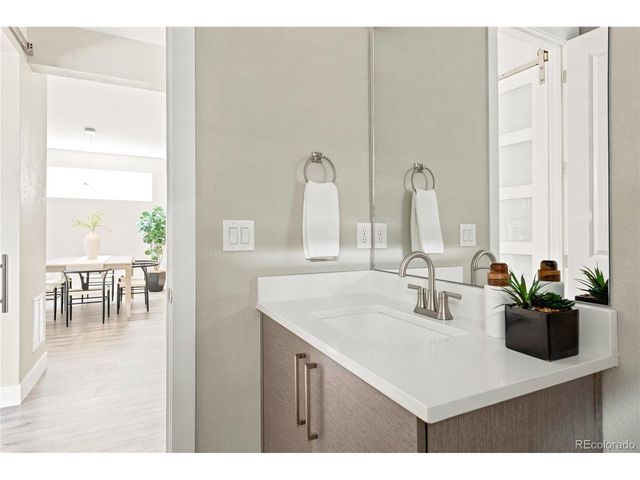 5692 Zuni Ct, Denver, CO 80221