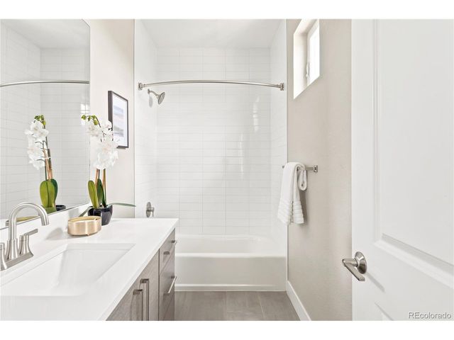 5692 Zuni Ct, Denver, CO 80221
