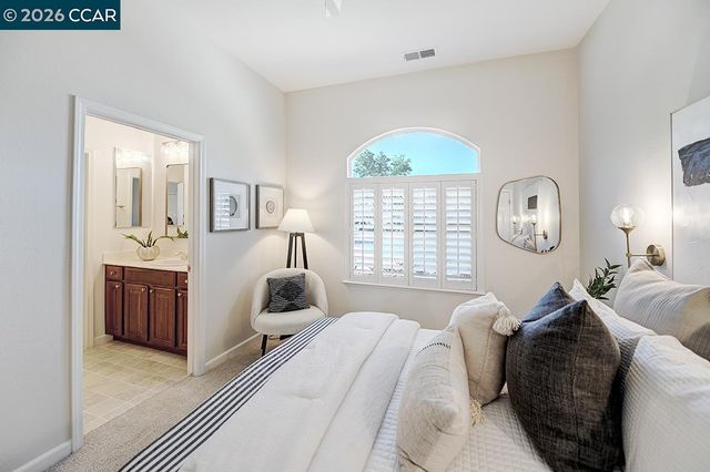 642 Shadowhawk Way, Walnut Creek, CA 94595