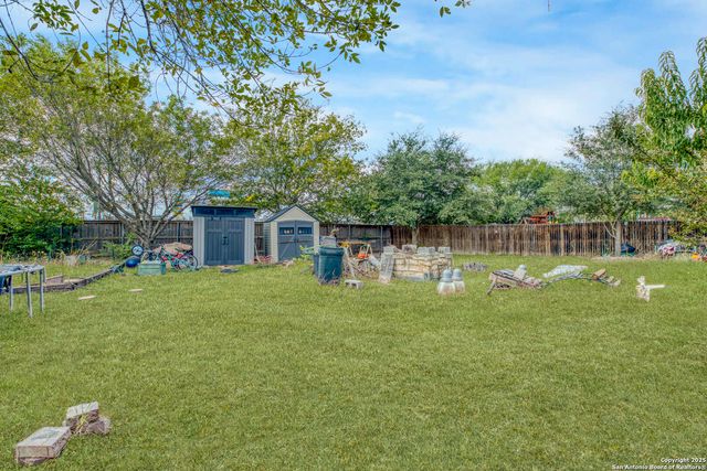 10003 Crystal View, Universal City, TX 78148