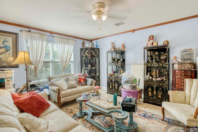 10003 Crystal View, Universal City, TX 78148