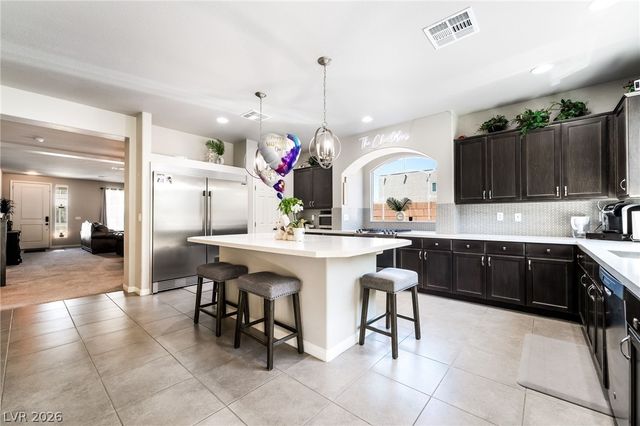 5975 Rockway Glen Avenue, Las Vegas, NV 89141