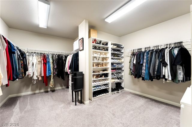 5975 Rockway Glen Avenue, Las Vegas, NV 89141