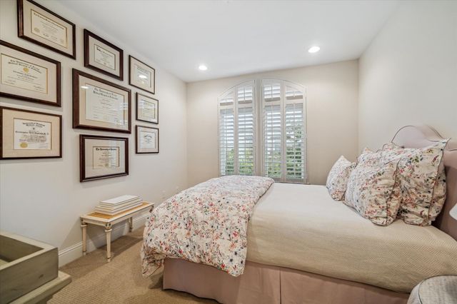 1126 Lake Pointe Parkway, Sugar Land, TX 77478