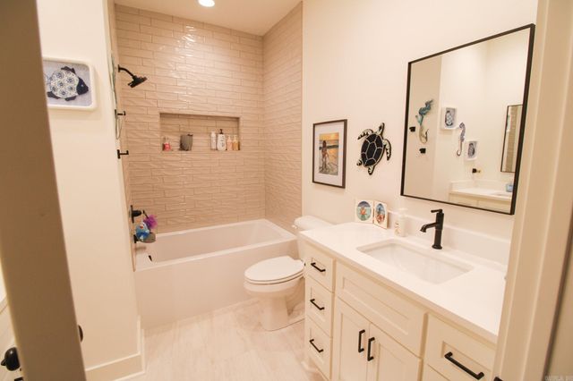 4805 Edgewood Park Drive, Conway, AR 72034