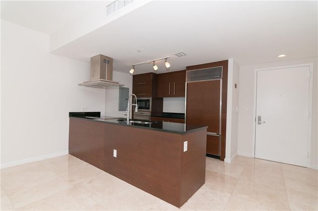 465 Brickell Avenue, Miami, FL 33131